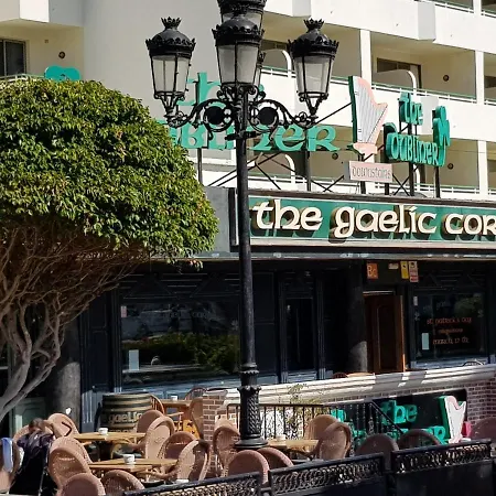 Great Beachside Duplex In Playa De Americas 公寓